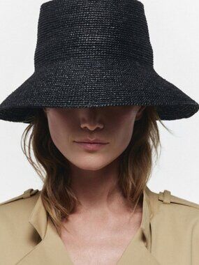 Janessa Leone Felix Bucket Hat - Black